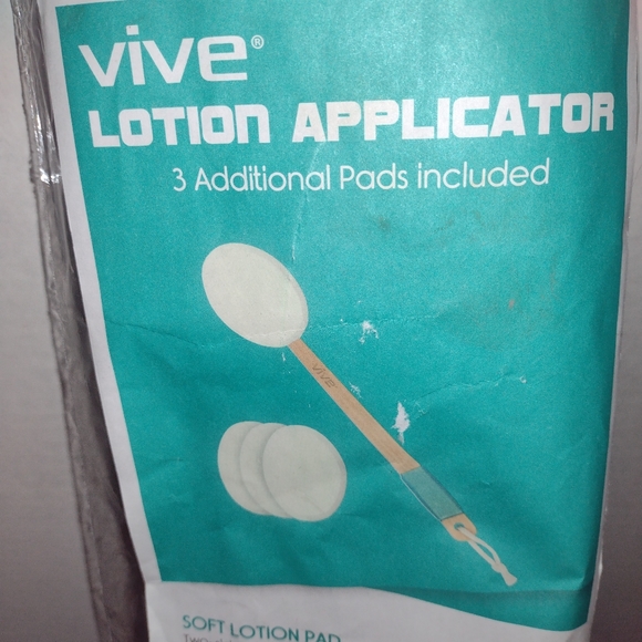 Vive Bath Vive Lotion Applicator Poshmark